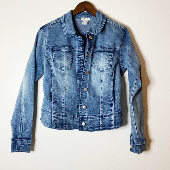 VENUS Jackets & Blazers - VENUS | Blue Denim Jean Jacket Fade Detail Button Up Closure Size Medium